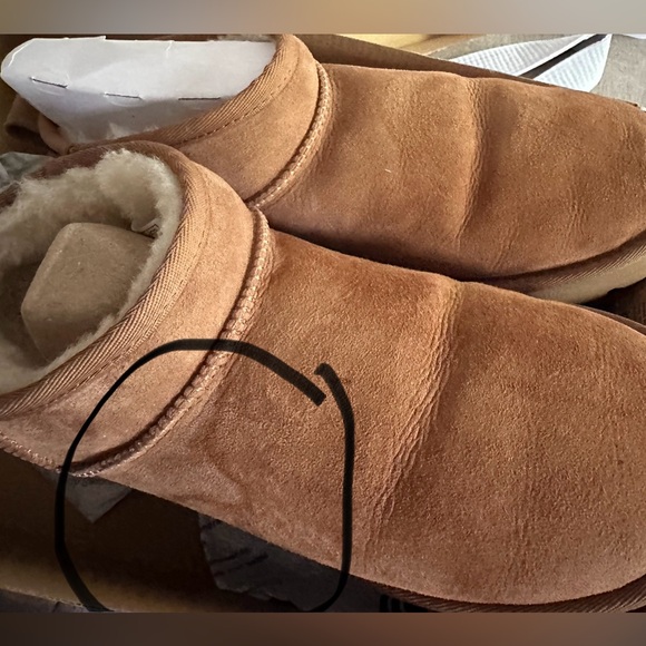 UGG WOMENS CLASSIC ULTRA MINI BROWN BOOTIE SLIPPERS women 11 MEDIUM - Picture 3 of 5